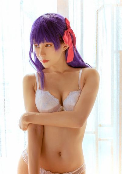 魔女最终还是和客人在一起_剧情片全集免费播放
