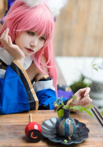 电车魔女4_4K免费在线观看