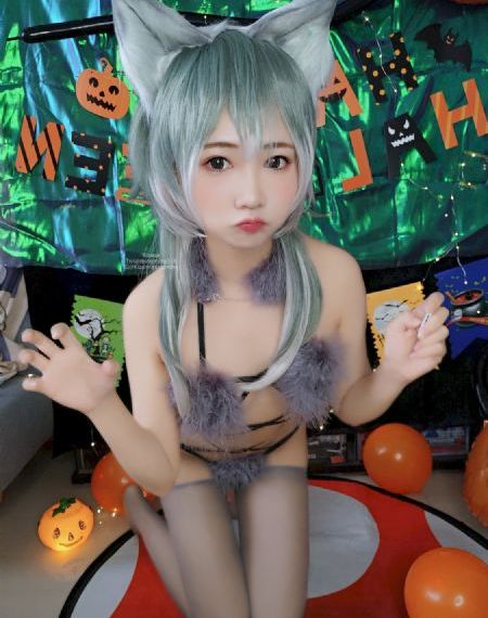 年轻漂亮的女教师2_HD免费高清观看