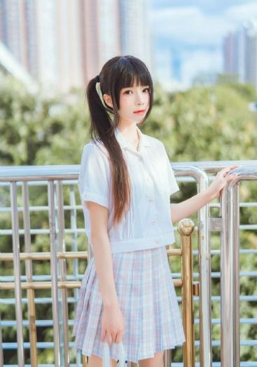 媚香溢满后宫h_BD英语手机在线观看